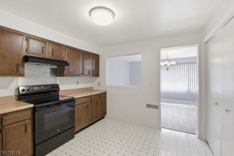 121 W End Avenue Newton NJ 07860