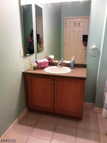 5011 Brookfield Glen Drive White NJ 07823