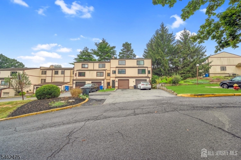 48 Ellen Heath Drive Old Bridge NJ 07747