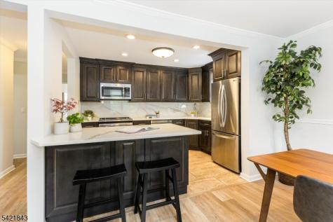 7 Van Vleck Street Montclair NJ 07042