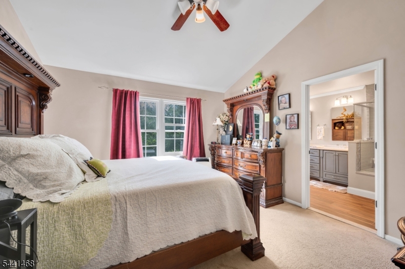 20 Windham Court Raritan NJ 08822