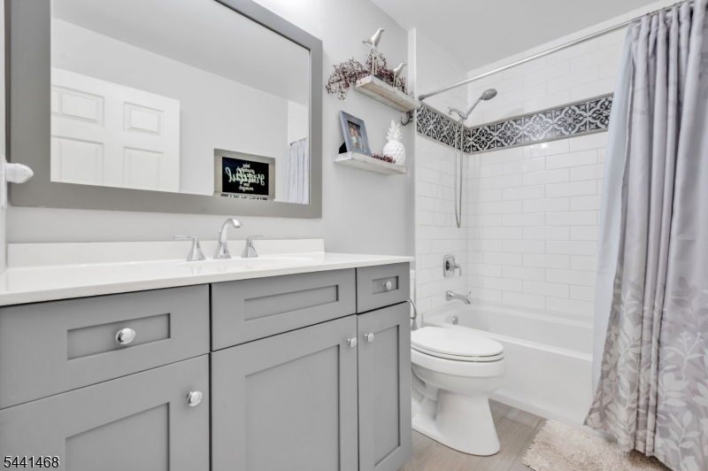 20 Windham Court Raritan NJ 08822