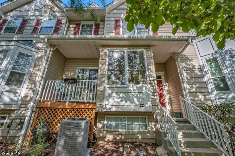 20 Windham Court Raritan NJ 08822