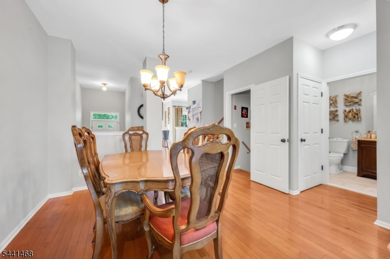 20 Windham Court Raritan NJ 08822