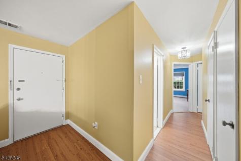 3 Juniper Court Clifton NJ 07014