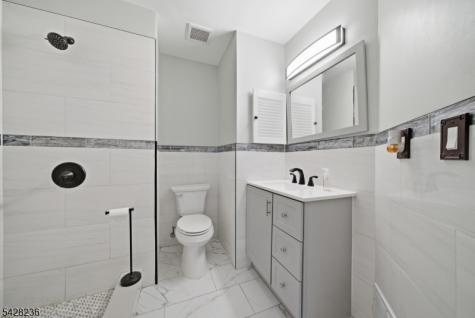 3 Juniper Court Clifton NJ 07014