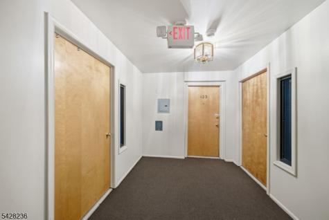 3 Juniper Court Clifton NJ 07014