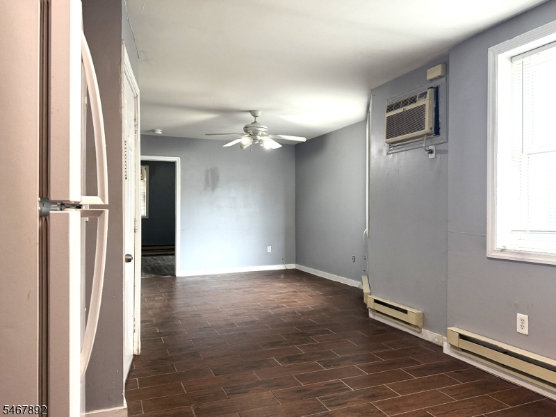 600 N 6th Street Newark NJ 07107