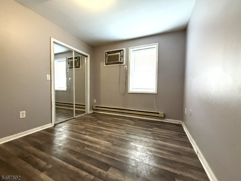 600 N 6th Street Newark NJ 07107