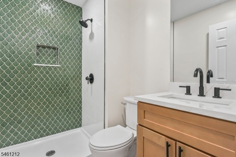 102 Kingsberry Drive Franklin NJ 08873