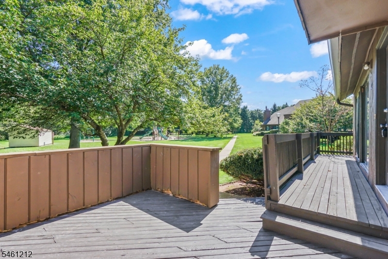 102 Kingsberry Drive Franklin NJ 08873