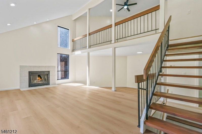 102 Kingsberry Drive Franklin NJ 08873
