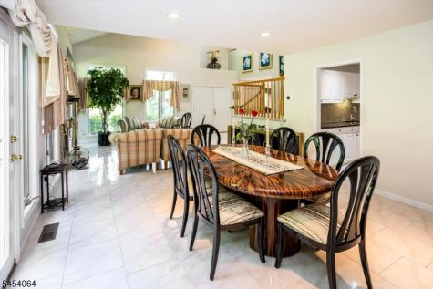 52 Jesse Court Montville NJ 07045