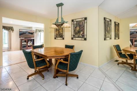 52 Jesse Court Montville NJ 07045