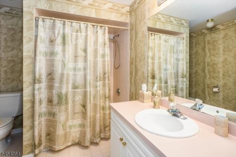 52 Jesse Court Montville NJ 07045