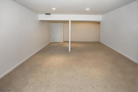 52 Jesse Court Montville NJ 07045