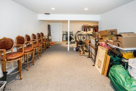 52 Jesse Court Montville NJ 07045