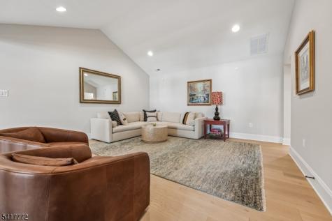 14 Chelsea Road Warren NJ 07059
