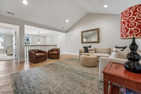 14 Chelsea Road Warren NJ 07059