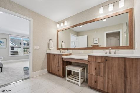 14 Chelsea Road Warren NJ 07059