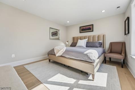 14 Chelsea Road Warren NJ 07059