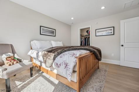 14 Chelsea Road Warren NJ 07059