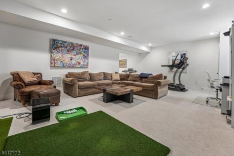 14 Chelsea Road Warren NJ 07059