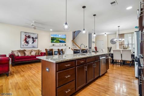 5 Alexanders Road Allamuchy NJ 07840