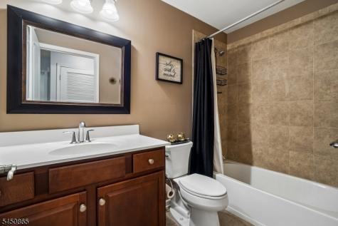 5 Alexanders Road Allamuchy NJ 07840