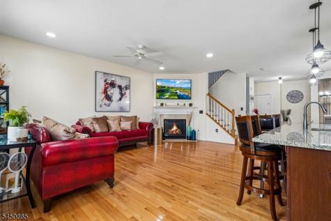 5 Alexanders Road Allamuchy NJ 07840