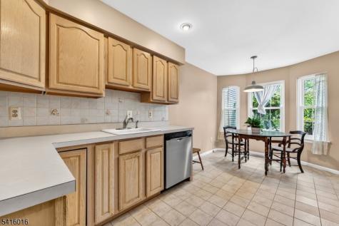 7 Munsee Trail Branchburg NJ 08876