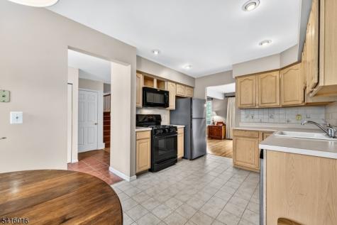 7 Munsee Trail Branchburg NJ 08876