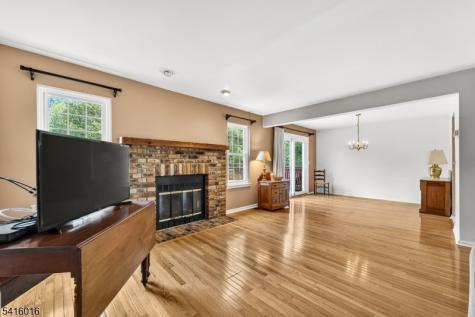 7 Munsee Trail Branchburg NJ 08876