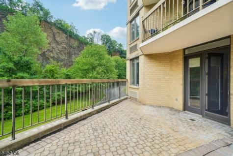 10 Smith Manor Boulevard West Orange NJ 07052
