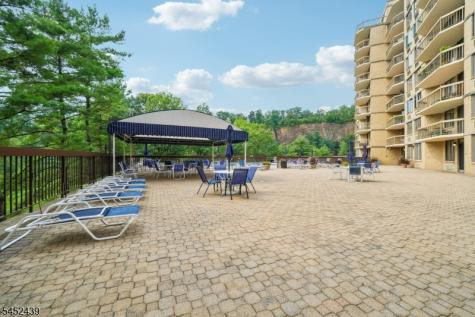 10 Smith Manor Boulevard West Orange NJ 07052