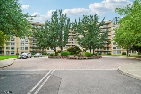 10 Smith Manor Boulevard West Orange NJ 07052