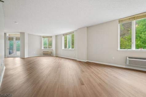 10 Smith Manor Boulevard West Orange NJ 07052