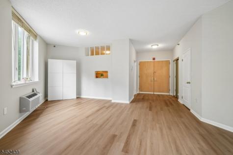 10 Smith Manor Boulevard West Orange NJ 07052