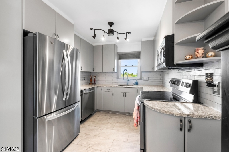 35 Purple Martin Drive Allamuchy NJ 07840