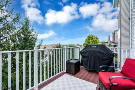 9 Junegrass Way Allamuchy NJ 07840