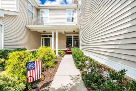 9 Junegrass Way Allamuchy NJ 07840