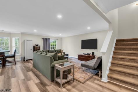 9 Junegrass Way Allamuchy NJ 07840