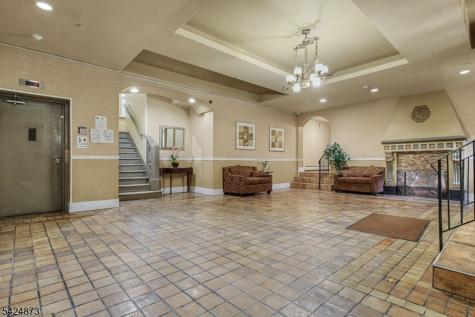 5 Pomona Avenue Newark NJ 07112