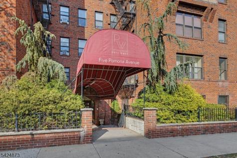 5 Pomona Avenue Newark NJ 07112