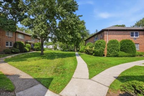 52 Lakeside Drive Millburn NJ 07041