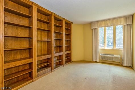 10 Smith Manor Boulevard West Orange NJ 07052