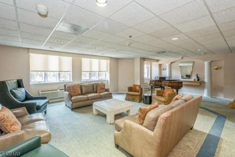 10 Smith Manor Boulevard West Orange NJ 07052