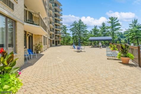 10 Smith Manor Boulevard West Orange NJ 07052
