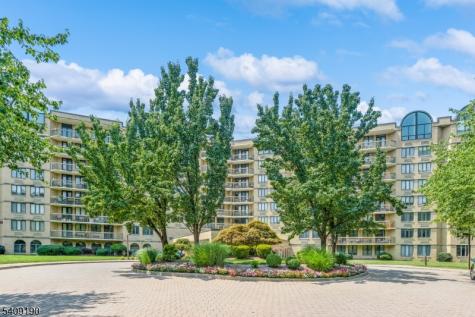 10 Smith Manor Boulevard West Orange NJ 07052
