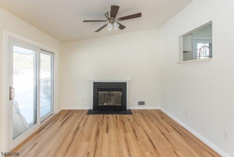7 Summit Court Clinton NJ 08801